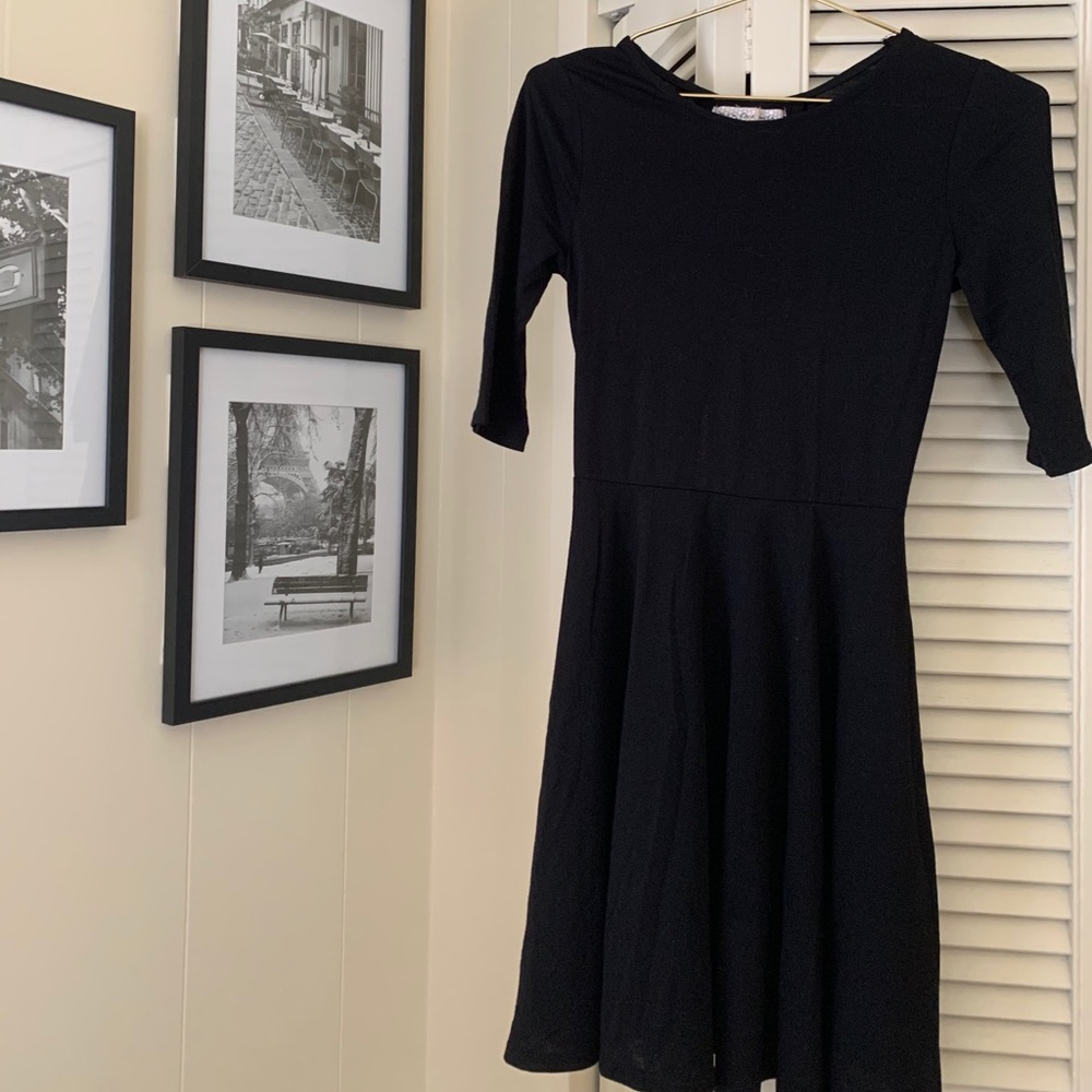 EUC Black Dress Size Small - Picture 1 of 3